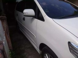 Jual Toyota Kijang Innova V 2012 harga murah di Aceh 5