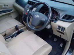 Mobil Toyota Avanza 2012 G terbaik di Jawa Barat 5