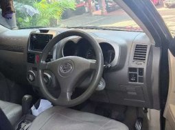 Mobil Daihatsu Terios 2010 TX terbaik di Bali 4