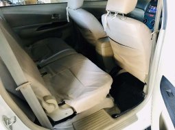 Mobil Daihatsu Xenia 2013 R DLX terbaik di Jawa Timur 3