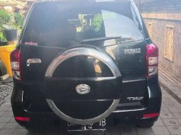 Mobil Daihatsu Terios 2010 TX terbaik di Bali 3