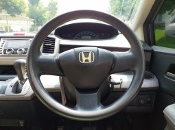 Dijual cepat Honda Freed 1.5 SD AT 2012 di Tangerang Selatan 4