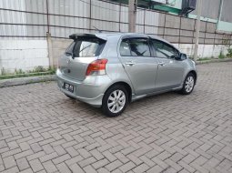 Dijual mobil Toyota Yaris E manual 2010 di Bekasi 6