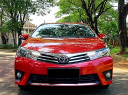 Dijual cepat Toyota Corolla Altis 1.8 V 2015/2016 Merah, DKI Jakarta  9