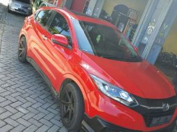 Jual Honda HR-V Prestige 2016 harga murah di Jawa Timur 4