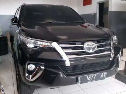 Jual mobil bekas murah Toyota Fortuner VRZ 2017 di Jawa Timur 8