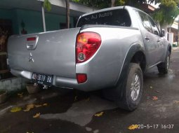 Jual Mitsubishi Triton 2011 harga murah di Jawa Tengah 5