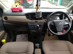 Dijual mobil Toyota Calya E 2017 di Banten 3