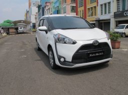 Dijual Cepat Toyota Sienta E 2017 di DKI Jakarta 9
