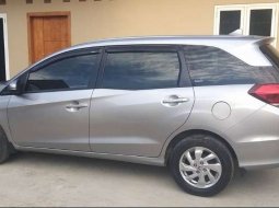 Dijual mobil bekas Honda Mobilio E, Jawa Timur  1