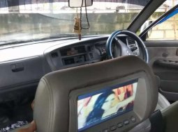 Jawa Timur, Toyota Kijang LGX 2000 kondisi terawat 3