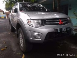 Jual Mitsubishi Triton 2011 harga murah di Jawa Tengah 1