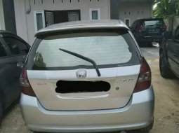 Mobil Honda Jazz 2006 i-DSI terbaik di Riau 4