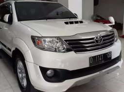 Toyota Fortuner 2013 Jawa Barat dijual dengan harga termurah 4