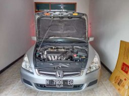 Jawa Tengah, Honda Accord VTi-L 2005 kondisi terawat 3