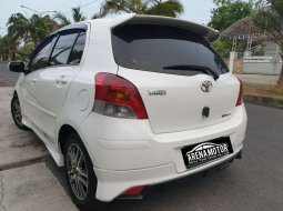 Mobil Toyota Yaris 2011 TRD Sportivo dijual, Jawa Timur 3