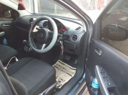 Jual Mazda 2 Limited Edition 2012 harga murah di DKI Jakarta 3