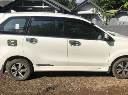 Mobil Daihatsu Xenia 2018 1.3 Manual terbaik di Jawa Timur 7