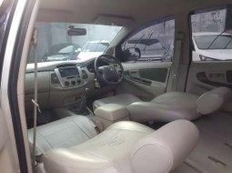 Jual mobil Toyota Kijang Innova 2.0 G 2012 bekas, Riau 9