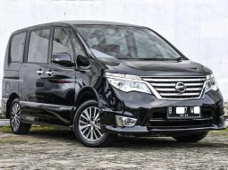 Dijual Mobil Bekas Nissan Serena Highway Star 2017 di DKI Jakarta 2