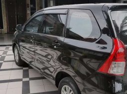 Jual mobil bekas murah Daihatsu Xenia R STD 2014 di Riau 5