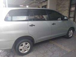 Jual cepat Toyota Kijang Innova G 2005 di Banten 2