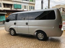 Jual Kia Travello 2009 harga murah di Sumatra Utara 3