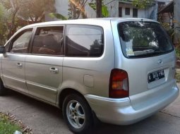 Hyundai Trajet 2002 Banten dijual dengan harga termurah 3