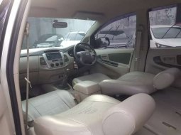 Jual mobil Toyota Kijang Innova 2.0 G 2012 bekas, Riau 3