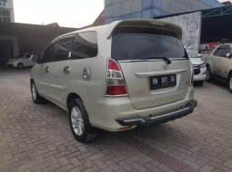 Jual mobil Toyota Kijang Innova 2.0 G 2012 bekas, Riau 2