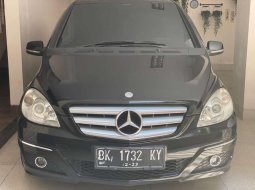 Jual mobil bekas murah Mercedes-Benz B-CLass B 180 2011 di Sumatra Utara 1