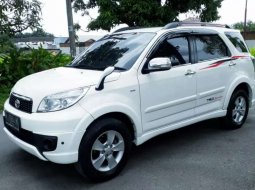 Mobil Toyota Rush 2014 TRD Sportivo terbaik di Sumatra Utara 6