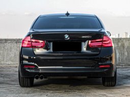 Jual Cepat BMW 3 Series 320i 2018 di Depok 2