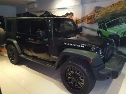 Mobil Jeep Wrangler 2014 Sport Renegade terbaik di Jawa Barat 7