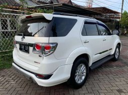 DKI Jakarta, Toyota Fortuner TRD 2012 kondisi terawat 3