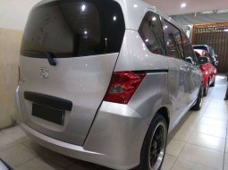 Jual Honda Freed PSD 2009 harga murah di Jawa Timur 4