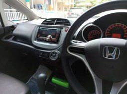 Mobil Honda Jazz 2012 RS terbaik di Sumatra Utara 4