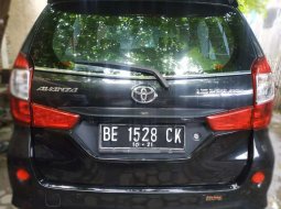 Mobil Toyota Avanza 2016 Veloz dijual, Sumatra Barat 3