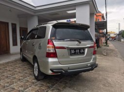 Jual Toyota Kijang Innova 2.0 G 2014 harga murah di Lampung 4