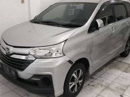 Jawa Timur, Daihatsu Xenia R SPORTY 2017 kondisi terawat 2