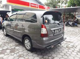 Mobil Toyota Kijang Innova 2012 G Luxury terbaik di DIY Yogyakarta 2