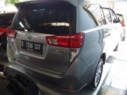 Jawa Barat, jual mobil Toyota Kijang Innova 2.4G 2016 dengan harga terjangkau 1