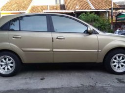 Jual cepat Kia Pride 2010 di Jawa Tengah 2