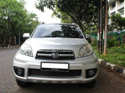 Jual Mobil Bekas Daihatsu Terios TX MT 2010 di DKI Jakarta 10