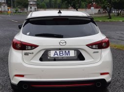 Jual Mobil Bekas Mazda 3 L4 2.0 Automatic 2017 di DKI Jakarta 4