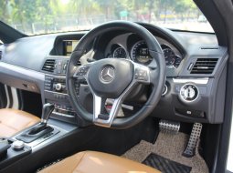 Dijual cepat Mercedes-Benz E-Class E 250 2012 Coupe di DKI Jakarta 2