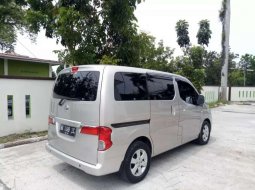 Sumatra Utara, Nissan Evalia XV 2012 kondisi terawat 5