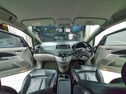 Mobil Mitsubishi Grandis 2010 GT dijual, DKI Jakarta 2