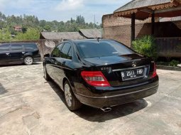 Jual cepat Mercedes-Benz C-Class C200 2010 di Banten 18