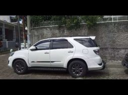 Lampung, Toyota Fortuner TRD 2014 kondisi terawat 4